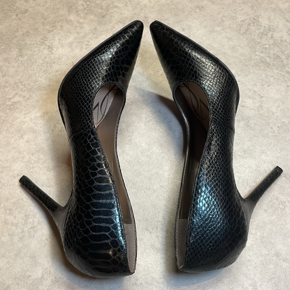 Sam & Libby women’s black reptile print heels. Size 10 - Picture 11 of 12